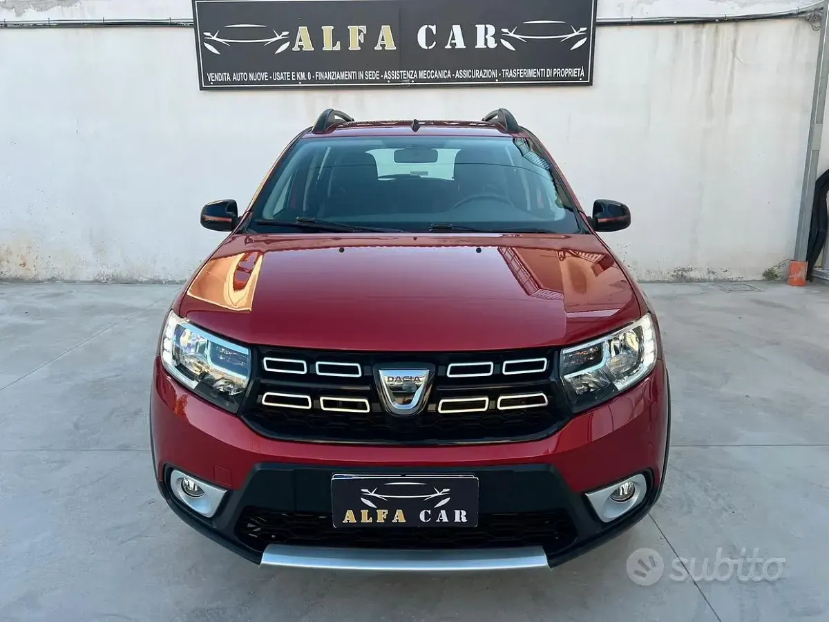 Usata Dacia Sandero Stepway 95 CV (69 kW) 2020 Rosso Berlina
