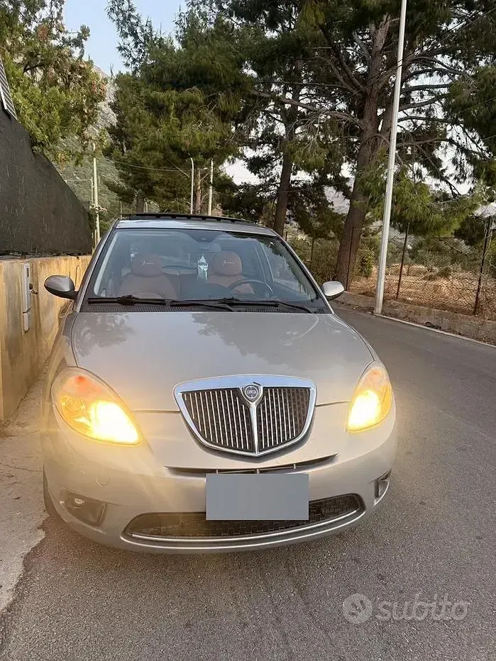 Usata Lancia Ypsilon 95 CV (69 kW) 2007 Giallo Utilitaria