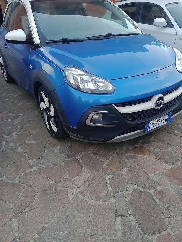Usata Opel Adam 69 CV (50 kW) 2018 Blu/azzurro Utilitaria