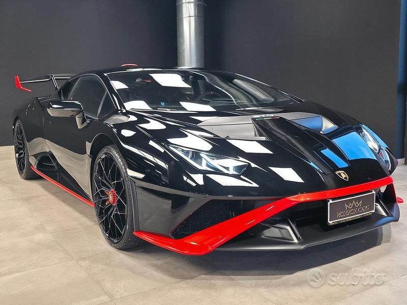 Usata Lamborghini Huracán 640 CV (470 kW) 2021 Nero Coupé