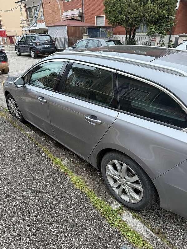 Usata Peugeot 508 SW Active 114 CV (83 kW) 2015 Grigio Station wagon