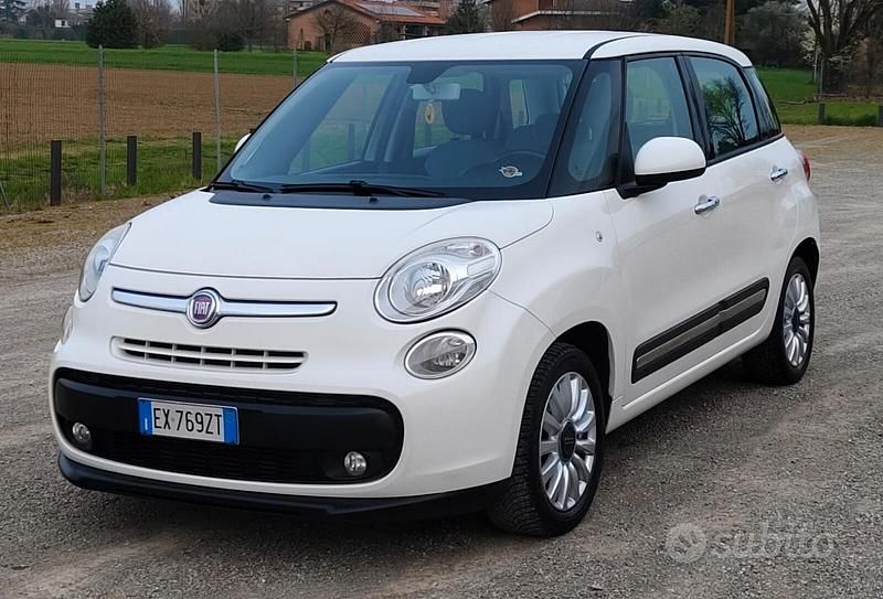 Usata Fiat 500L Lounge 85 CV (62 kW) 2015 Bianco Monovolume