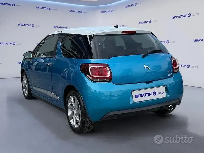 Usata DS Automobiles DS3 So Chic 75 CV (55 kW) 2017 Azzurro Utilitaria