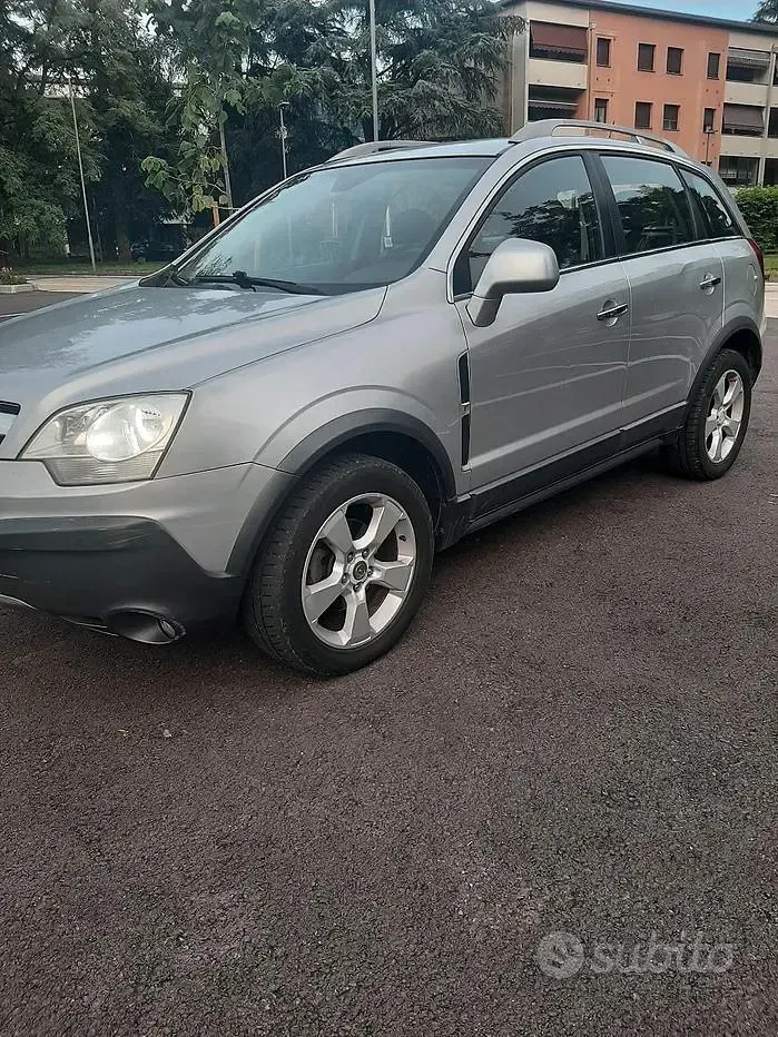 Usata Opel Antara 150 CV (110 kW) 2007 SUV