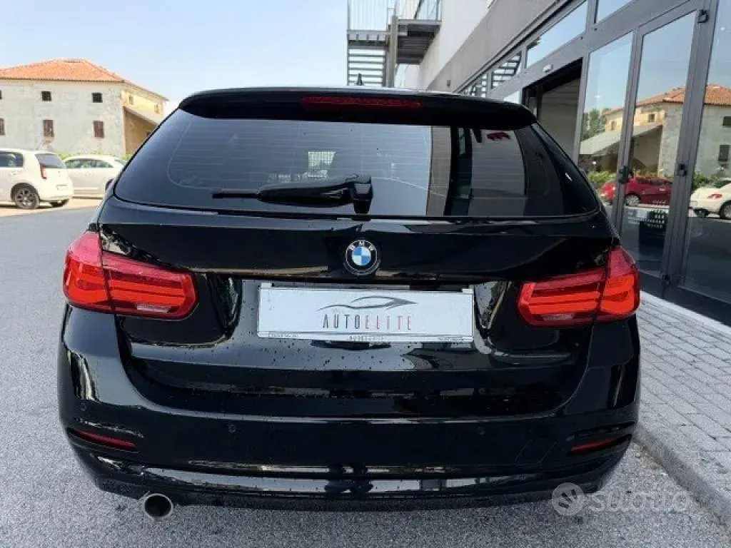 Usata BMW 318 Advantage 150 CV (110 kW) 2017 Nero Station wagon