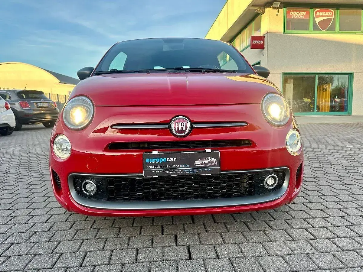 Usata Fiat 500 Lounge 69 CV (50 kW) 2020 Rosso Berlina