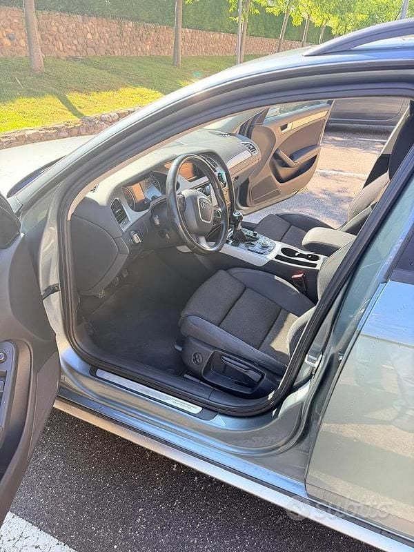 Usata Audi A4 Allroad Advanced 177 CV (130 kW) 2011 Grigio Station wagon