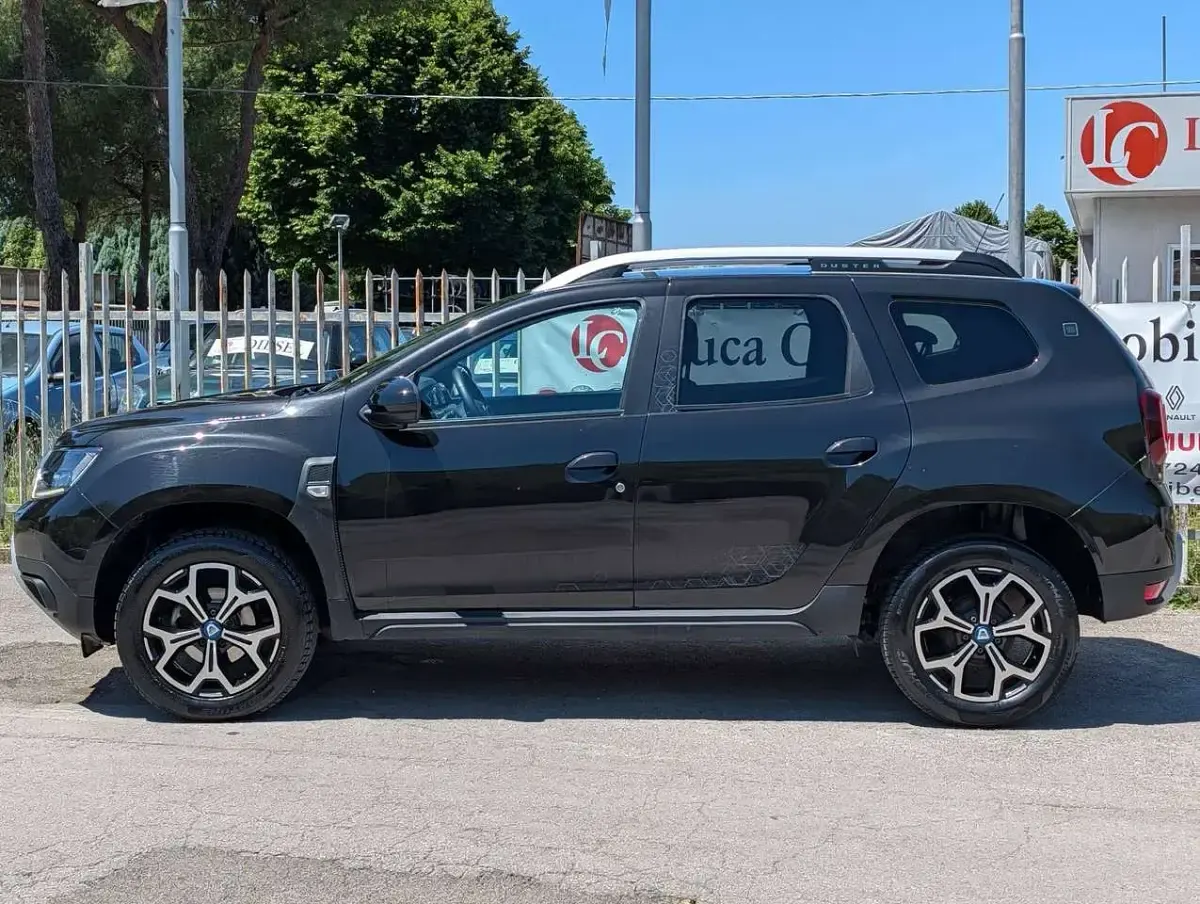 Usata Dacia Duster Anniversary 101 CV (74 kW) 2021 Nero SUV