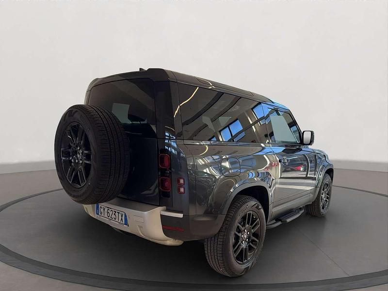 Usata Land Rover Defender S 200 CV (147 kW) 2024 Santorini black SUV