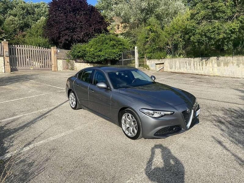 Usata Alfa Romeo Giulia Executive 160 CV (117 kW) 2020 Berlina