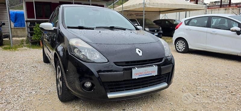 Usata Renault Clio IV 75 CV (55 kW) 2012 Nero Berlina