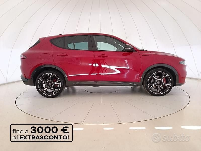 Usata Alfa Romeo Tonale Edizione Speciale 160 CV (117 kW) 2023 Rosso SUV