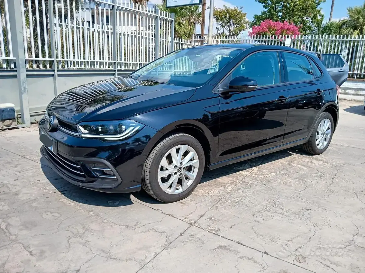Usata VW Polo Style 95 CV (69 kW) 2025 Nero Utilitaria