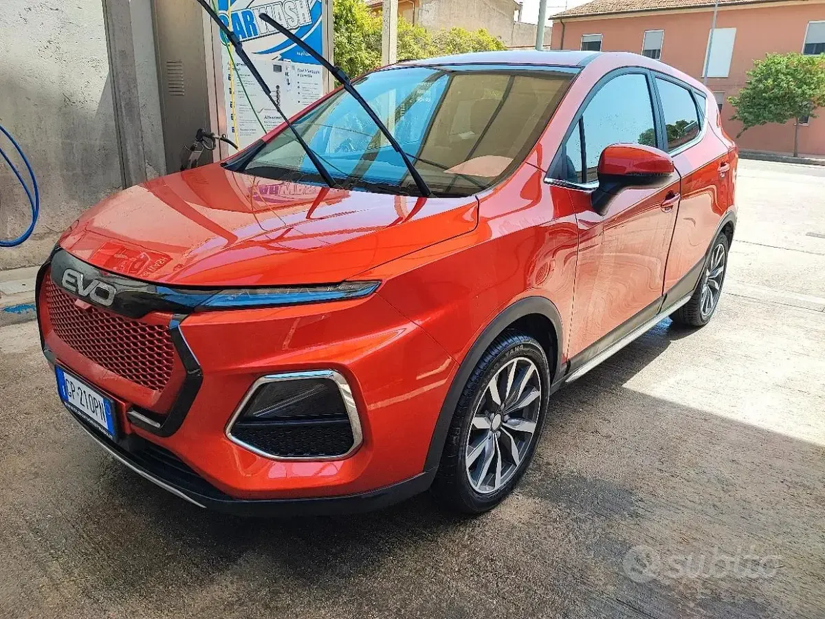 Usata EVO Evo 4 114 CV (83 kW) 2023 Rosso SUV