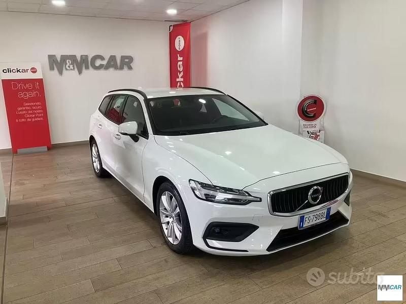 Usata Volvo V60 Business Edition 150 CV (110 kW) 2018 Bianco Station wagon
