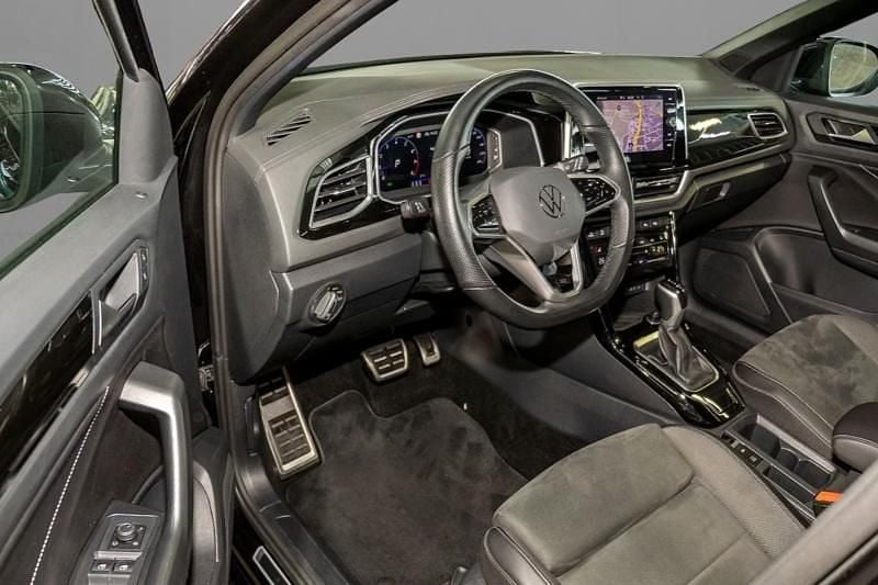 Usata VW T-Roc R-line 150 CV (110 kW) 2023 Nero metallizzato SUV