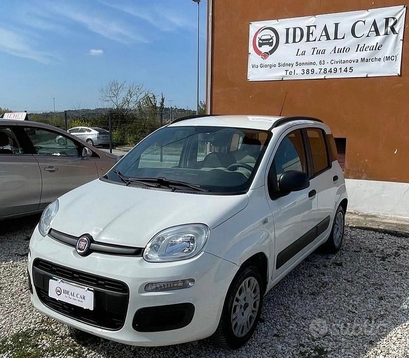 Usata Fiat Panda Lounge 69 CV (50 kW) 2014 Beige Utilitaria