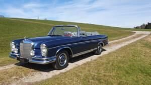 Usata Mercedes 300 SE 170 CV (125 kW) 1967 Blu Cabrio
