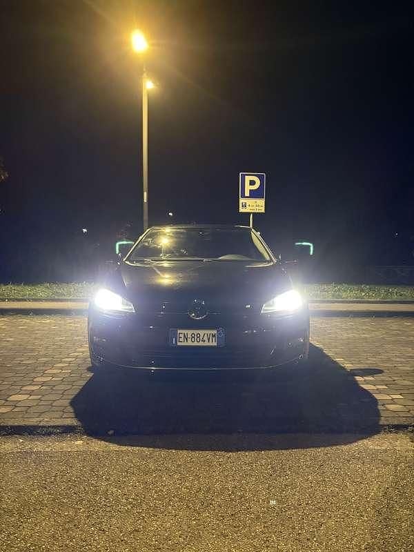 Usata VW Golf VII Highline 150 CV (110 kW) 2013 Berlina