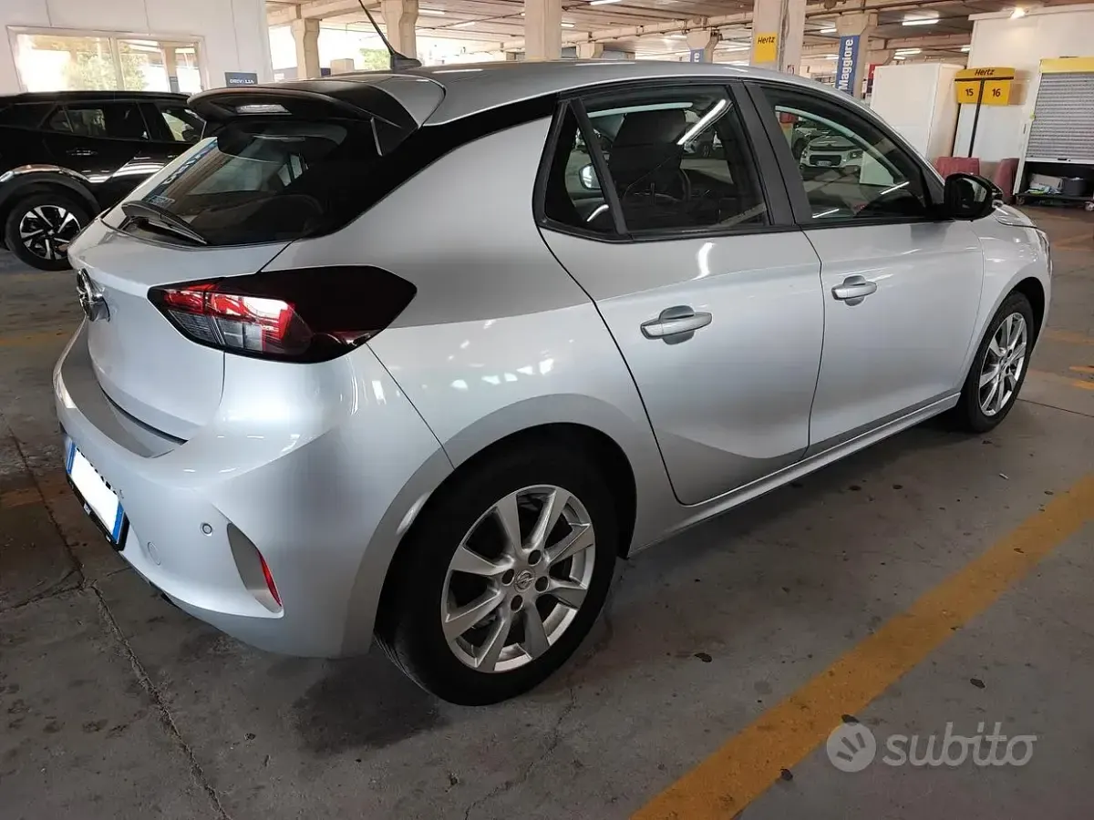 Usata Opel Corsa Elegance 75 CV (55 kW) 2022 Grigio Utilitaria