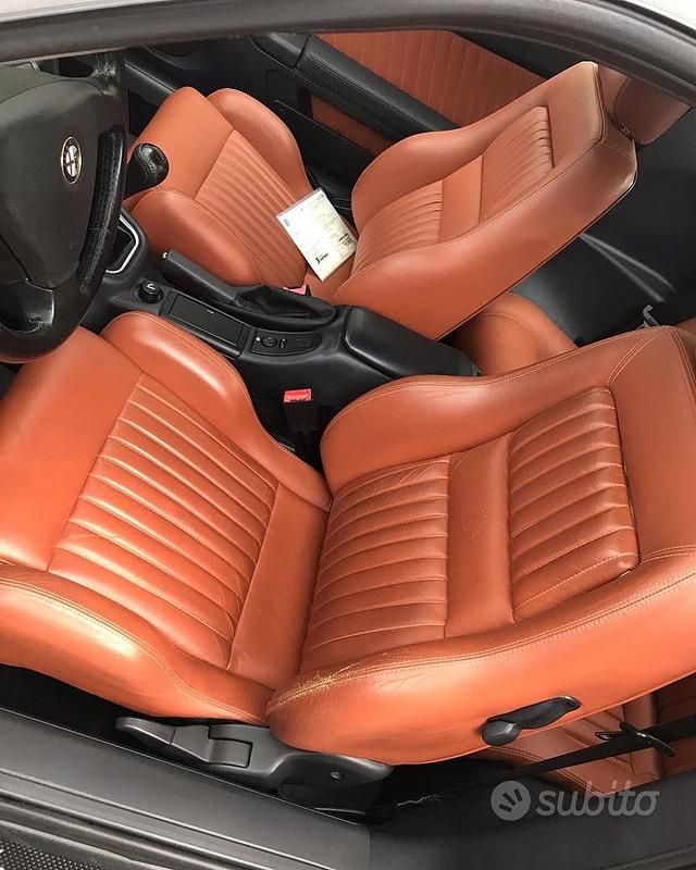 Usata Alfa Romeo GTV 150 CV (110 kW) 2002 Nero Coupé