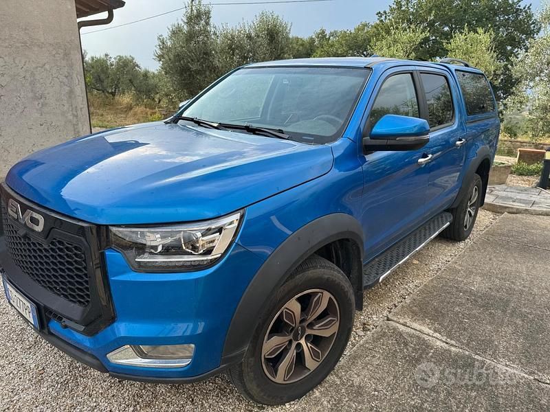 Usata EVO Cross 4 136 CV (100 kW) 2024 Blu Pick-up