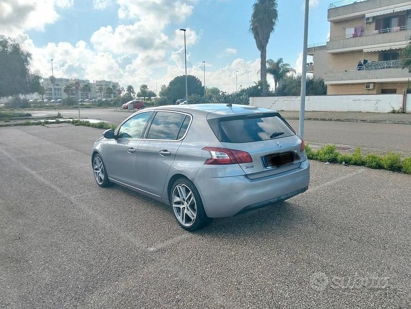 Usata Peugeot 308 120 CV (88 kW) 2015 Grigio Berlina
