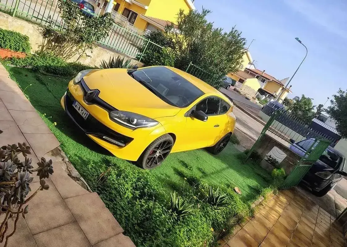 Usata Renault Mégane Coupé R.S. 250 CV (183 kW) 2010 Giallo Coupé