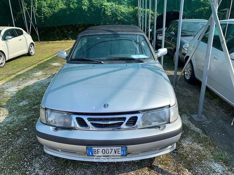Ny Saab 900 2025 Silver Halvkombi