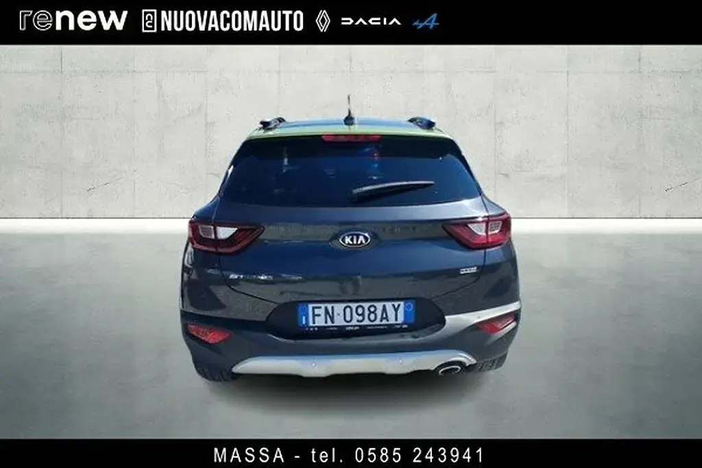 Usata Kia Stonic Style 110 CV (80 kW) 2018 Blu SUV