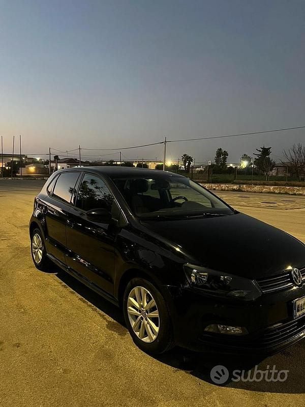 Usata VW Polo 90 CV (66 kW) 2016 Nero Berlina