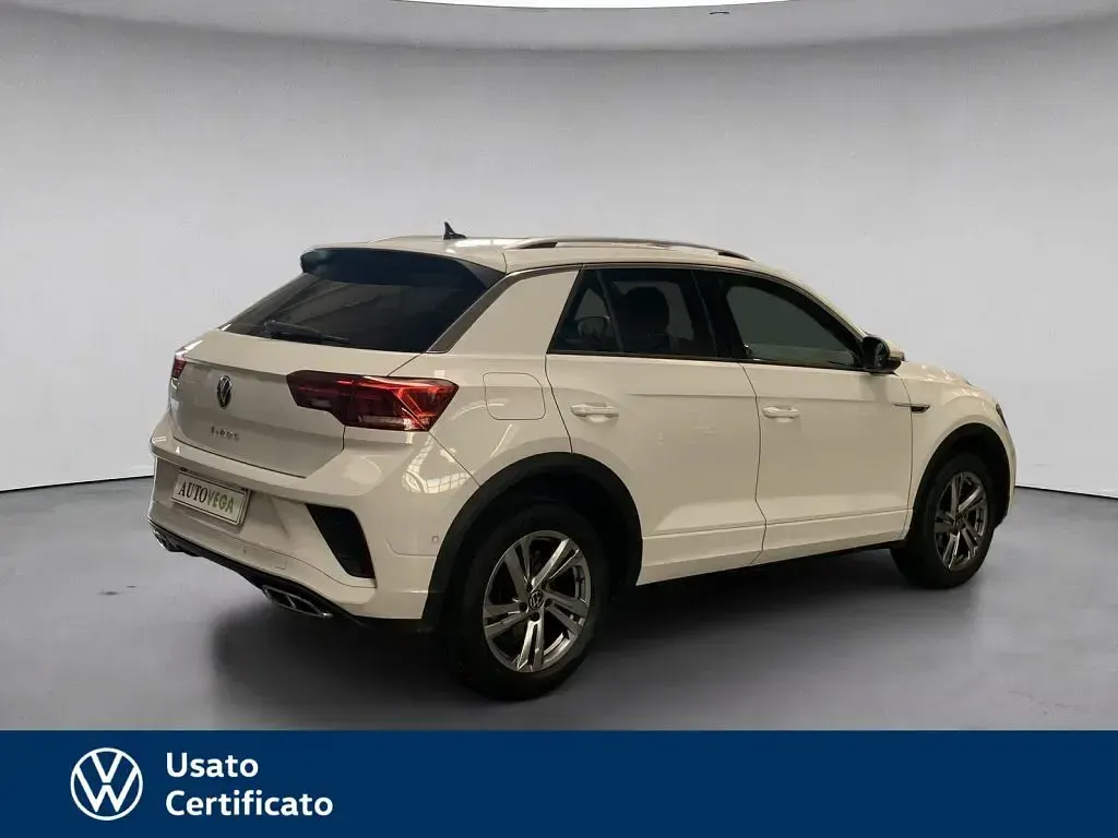 Usata VW T-Roc R-line 150 CV (110 kW) 2023 Bianco pastello SUV