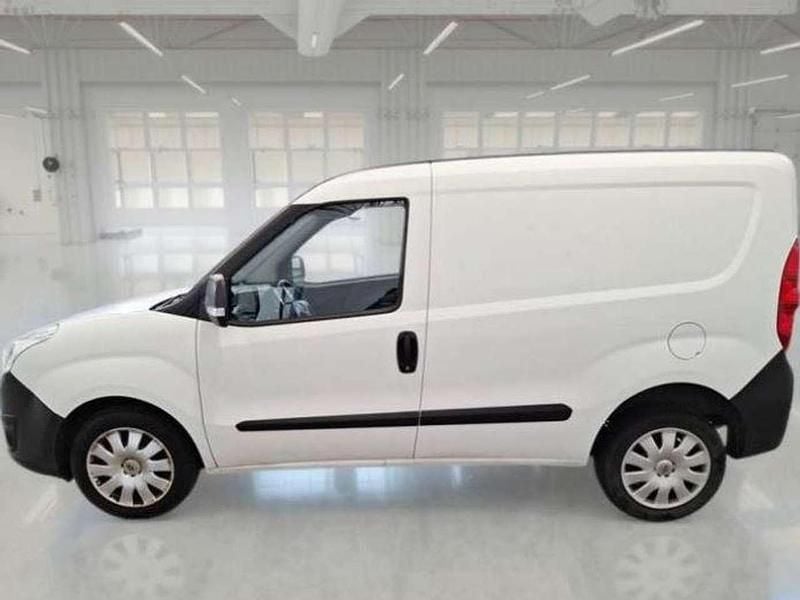 Usata Opel Combo 95 CV (69 kW) 2018 Bianco Monovolume
