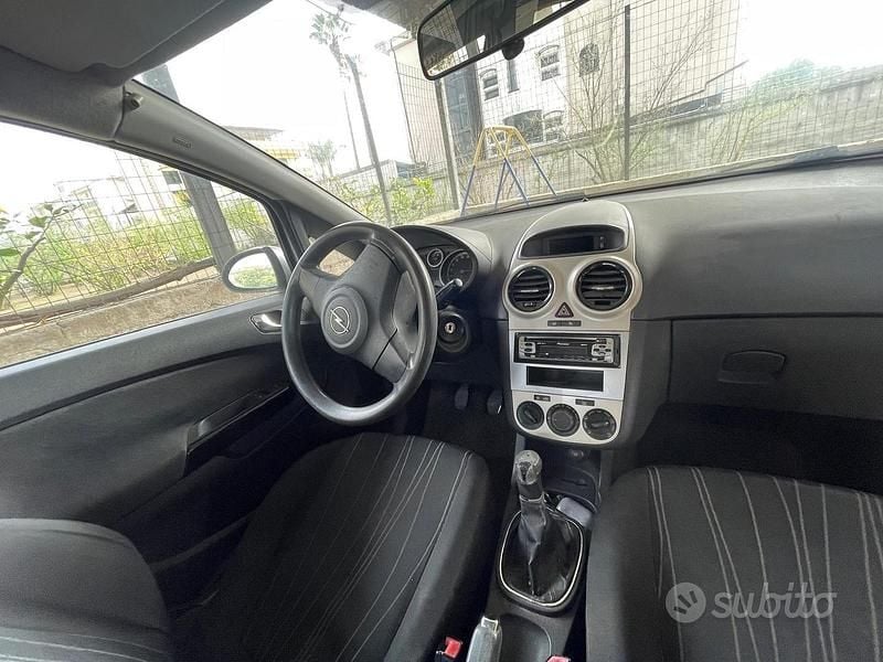 Usata Opel Corsa 2006 Grigio Utilitaria