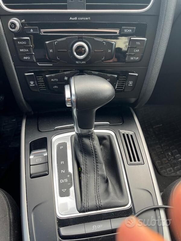 Usata Audi A4 177 CV (130 kW) 2012 Grigio Berlina