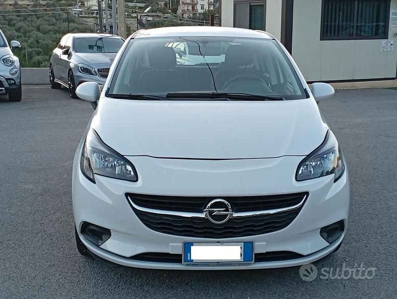 Usata Opel Corsa 90 CV (66 kW) 2015 Bianco Berlina