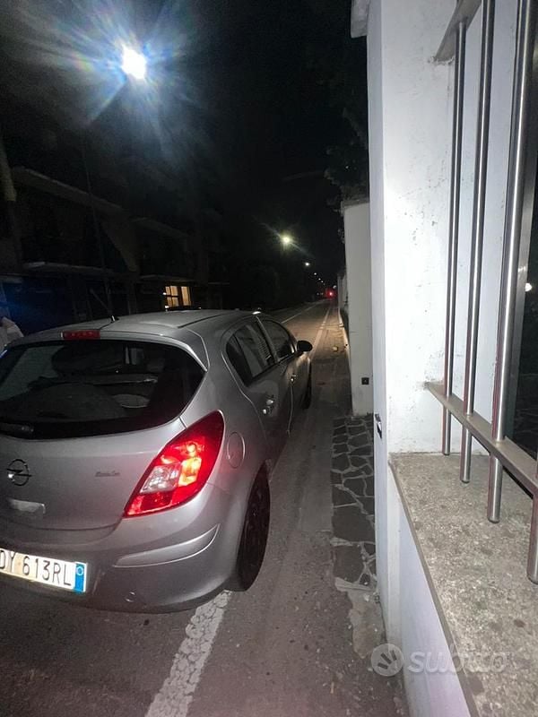 Usata Opel Corsa 45 CV (33 kW) 2009 Grigio Berlina