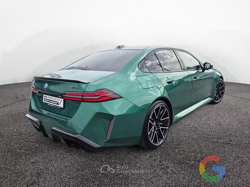 Usata BMW M5 Comfort Edition 727 CV (534 kW) 2024 Verde Station wagon