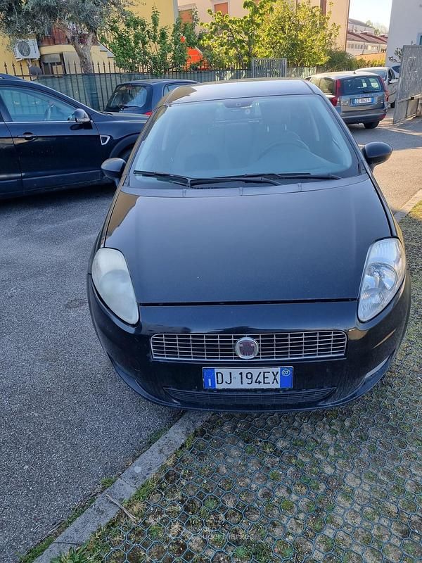 Usata Fiat Grande Punto 75 CV (55 kW) 2007 Utilitaria