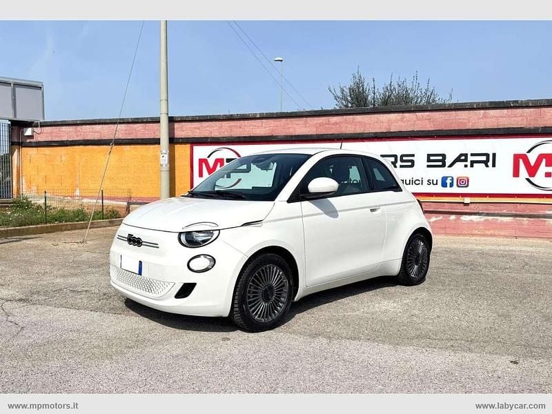 Usata Fiat 500C Icon 42 kW (58 CV) 2021 Bianco Cabrio
