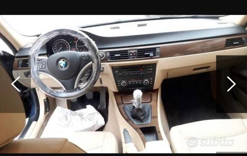 Usata BMW 320 177 CV (130 kW) 2009 Blu Station wagon