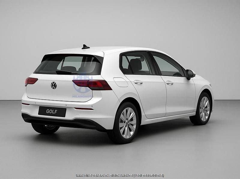 Usata VW Golf VIII Life 150 CV (110 kW) 2024 Bianco Utilitaria