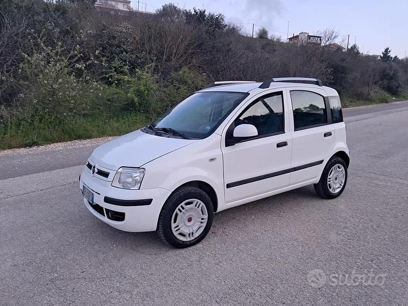 Usata Fiat Panda Dynamic 60 CV (44 kW) 2009 Bianco Utilitaria