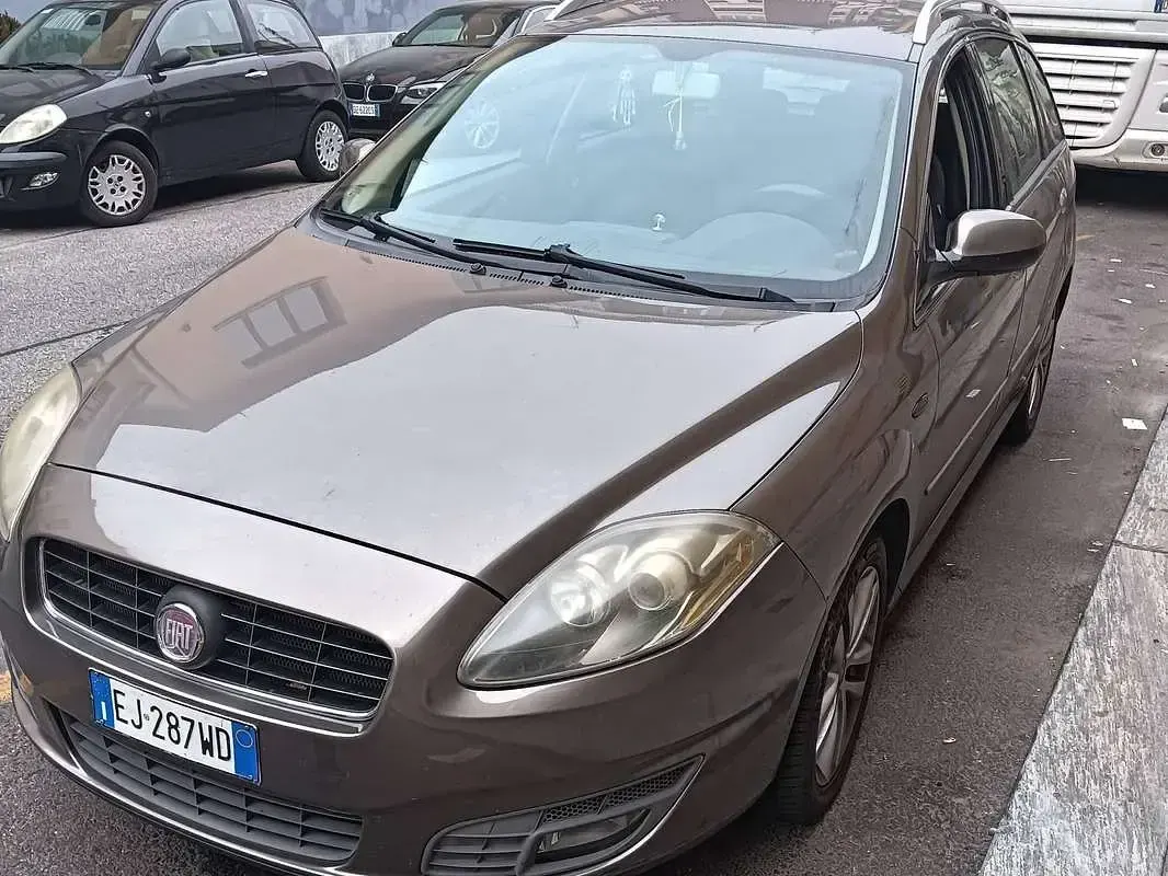 Usata Fiat Croma 147 CV (108 kW) 2011 Station wagon