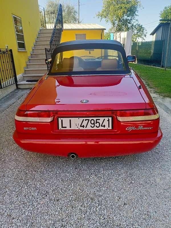 Usata Alfa Romeo Spider 103 CV (75 kW) 1991 Cabrio