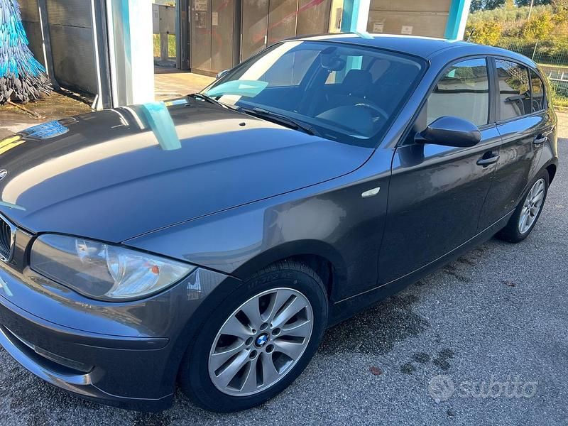 Usata BMW 120 177 CV (130 kW) 2007 Grigio Utilitaria
