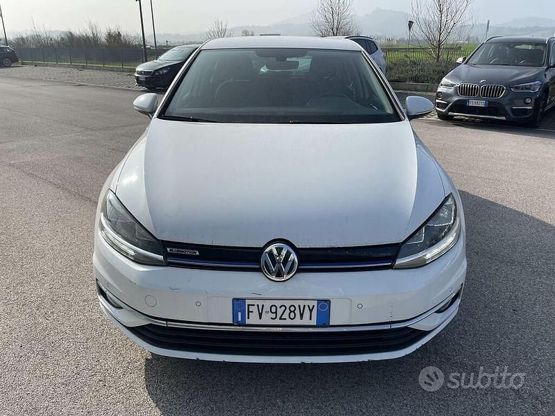 Usata VW Golf VII Highline 131 CV (96 kW) 2019 Bianco Berlina