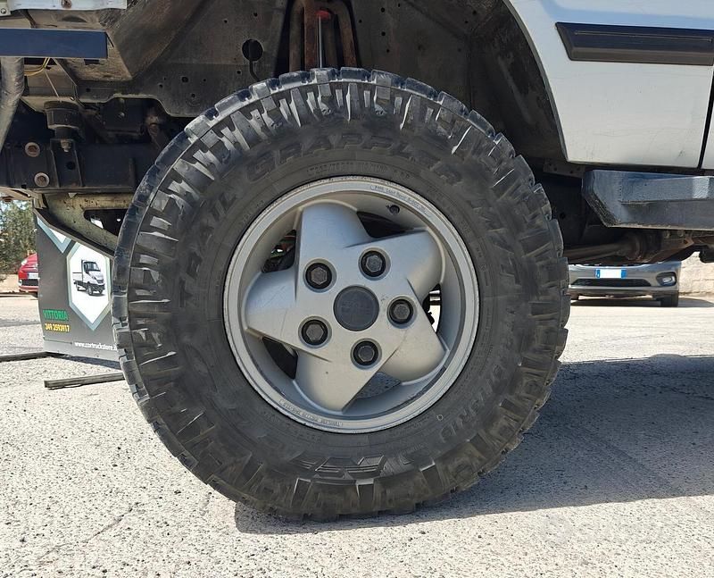 Usata Land Rover Discovery 2 113 CV (83 kW) 1998 Grigio SUV