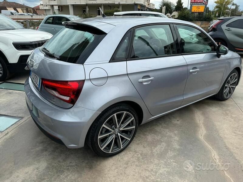 Usata Audi A1 S-Line 90 CV (66 kW) 2016 Argento Utilitaria