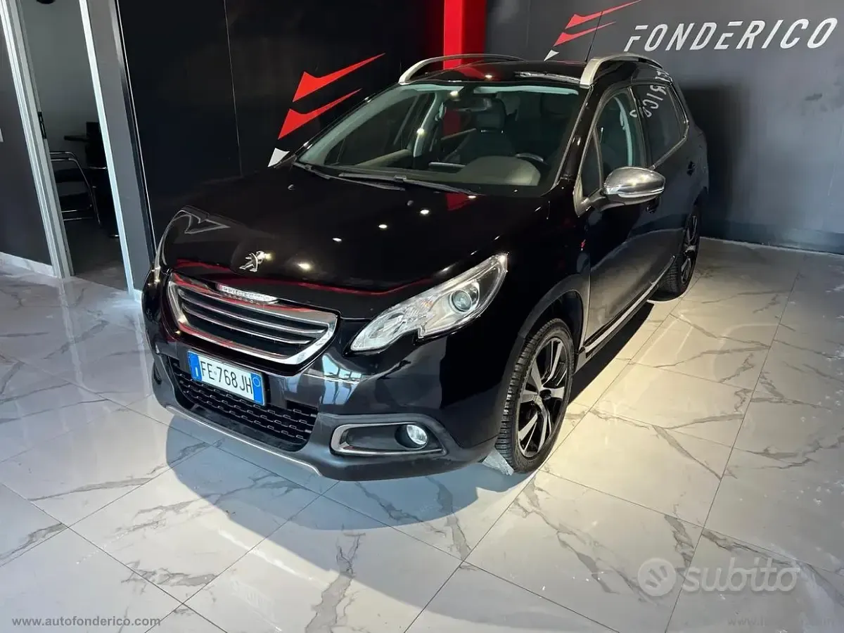 Usata Peugeot 2008 Allure 120 CV (88 kW) 2016 Nero SUV